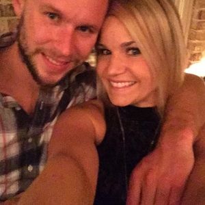 Meet your Posher, Carly